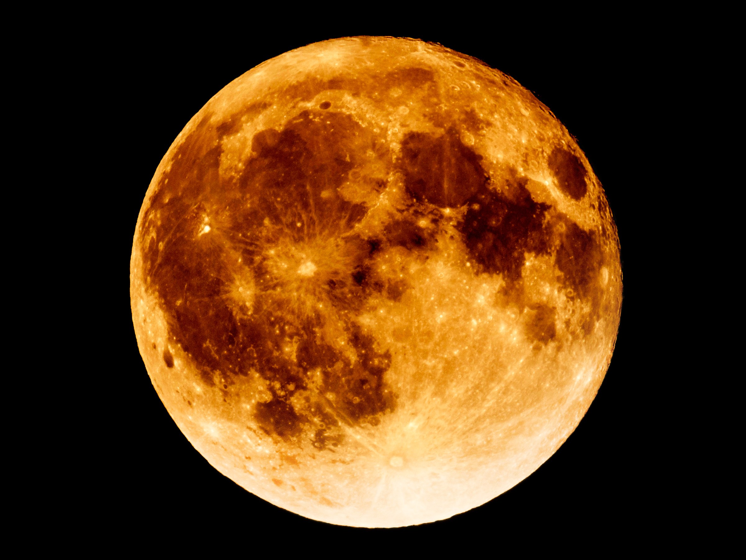 Mặt Trăng và những điều thú vị ít ai biết về