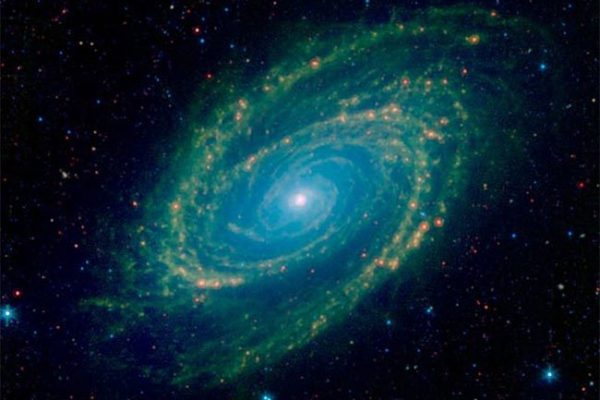 Ngắm ảnh hồng ngoại thiên hà Messier 81 cực đẹp